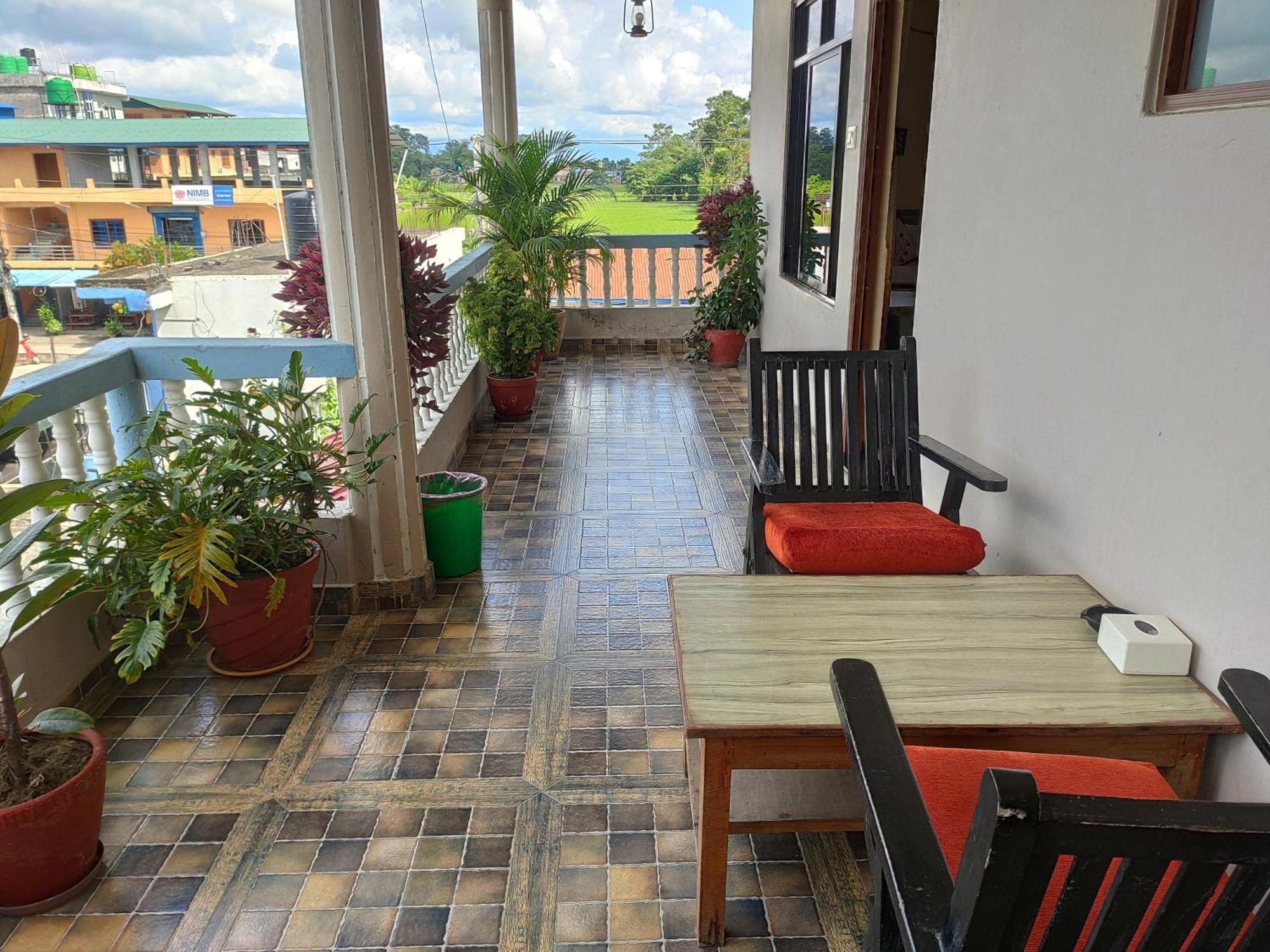 Peacock - A Family-Run Hotel Sauraha Εξωτερικό φωτογραφία