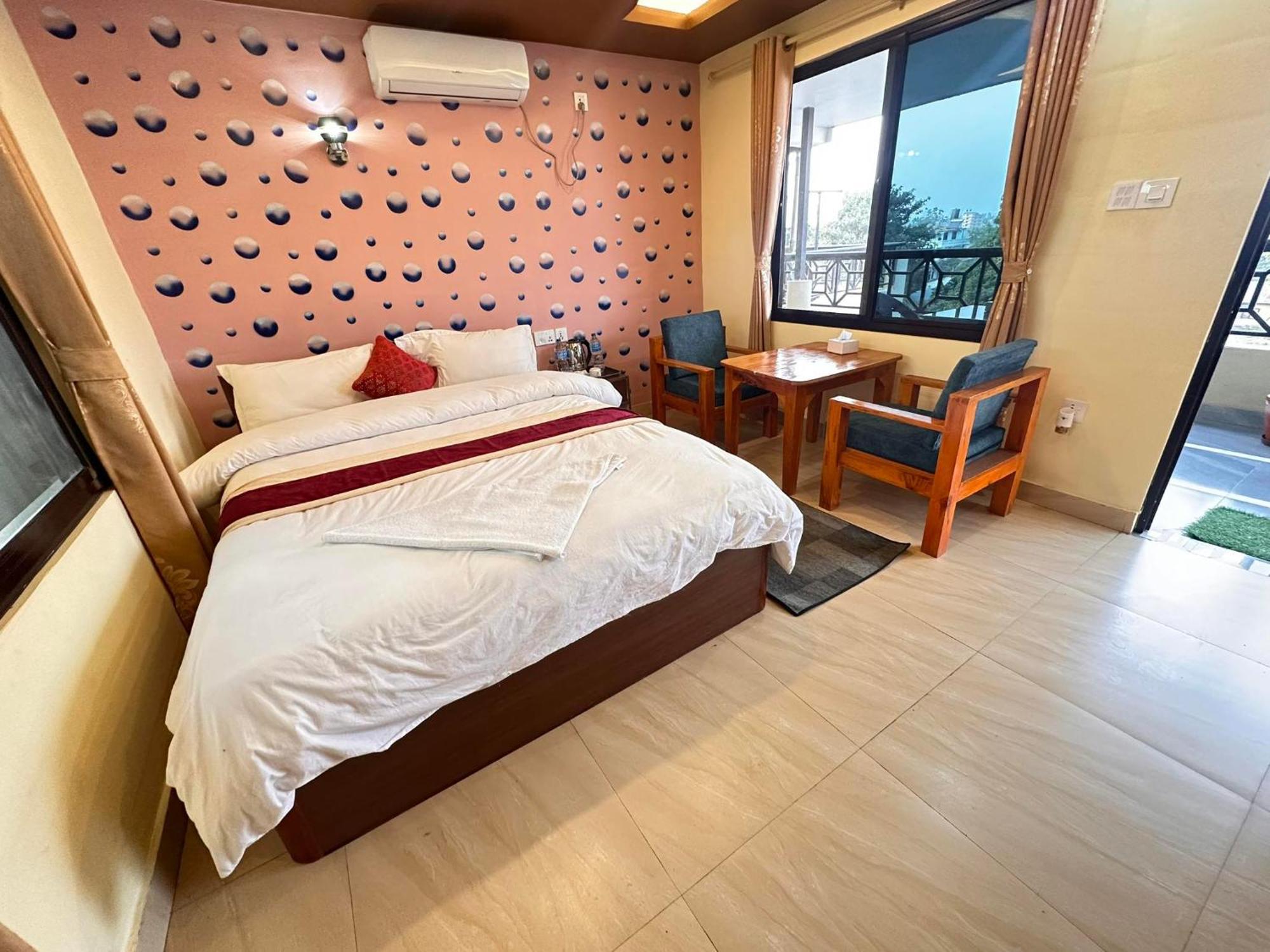 Peacock - A Family-Run Hotel Sauraha Εξωτερικό φωτογραφία
