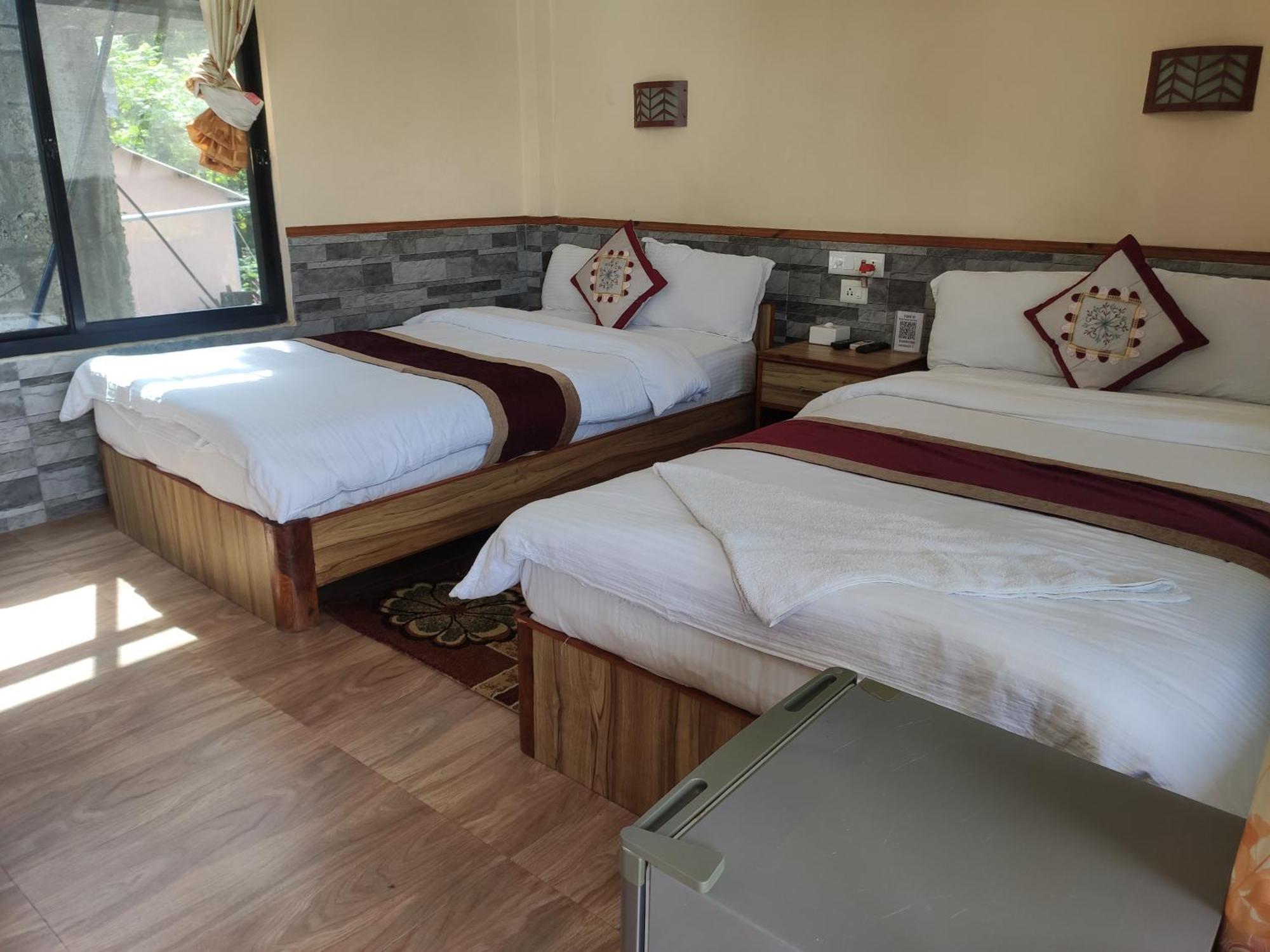 Peacock - A Family-Run Hotel Sauraha Εξωτερικό φωτογραφία