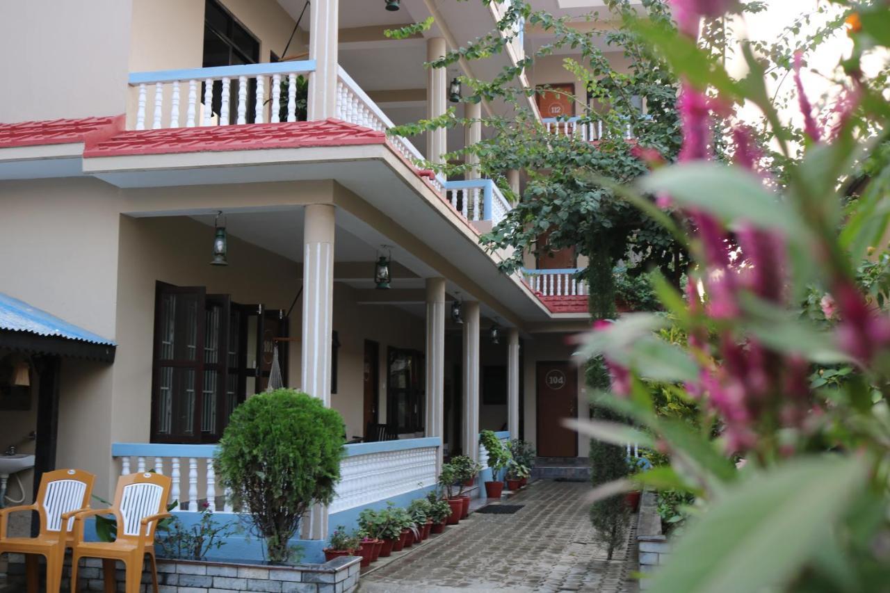 Peacock - A Family-Run Hotel Sauraha Εξωτερικό φωτογραφία