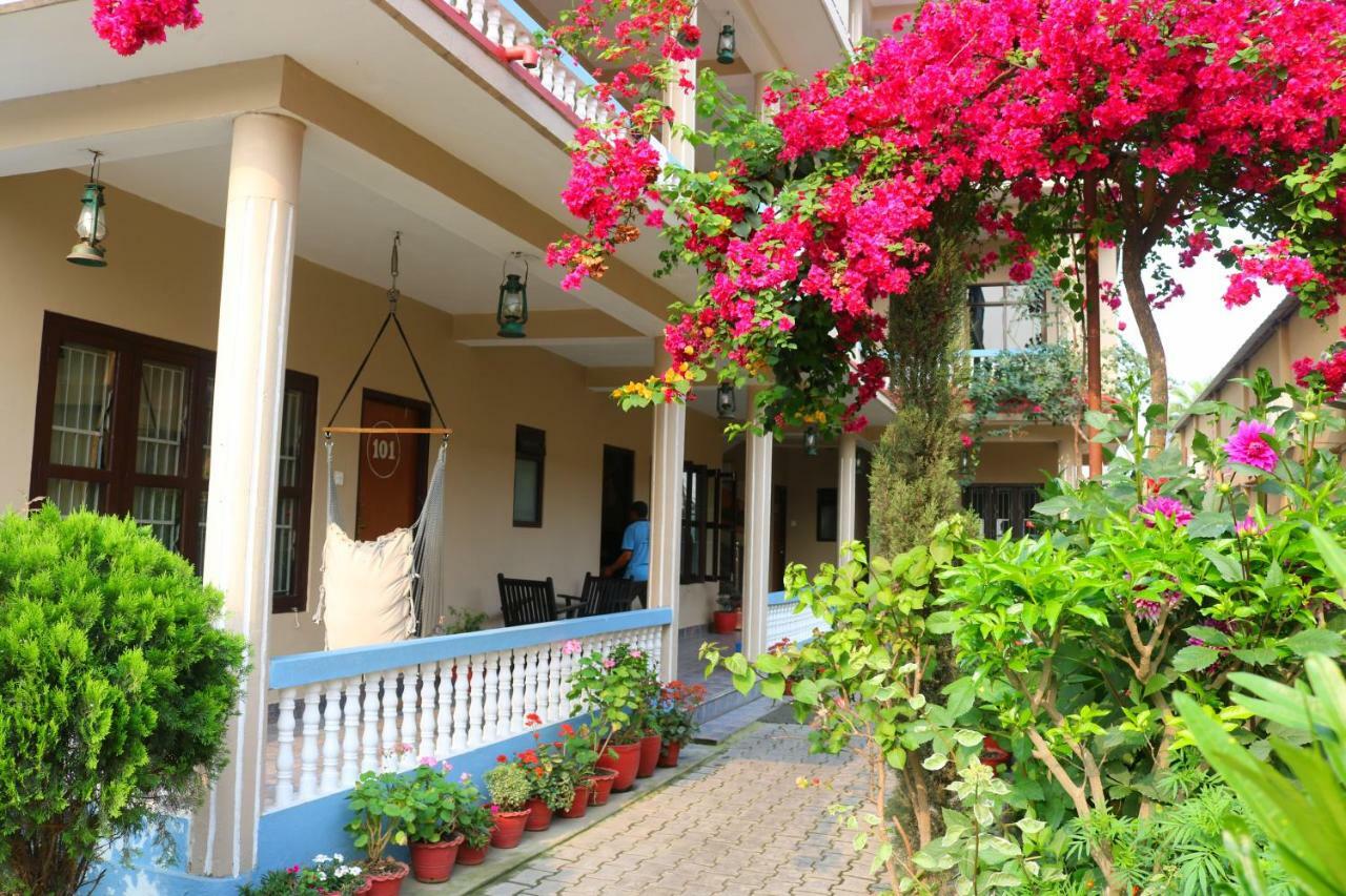 Peacock - A Family-Run Hotel Sauraha Εξωτερικό φωτογραφία